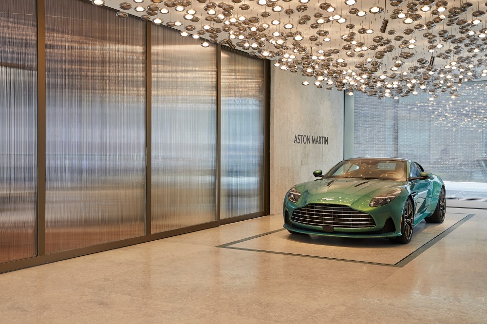 AstonMartin luxury car